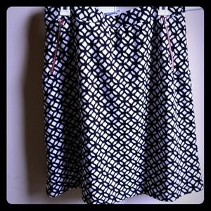 Le Lis Black & White NWOT patterned skirt sz XL